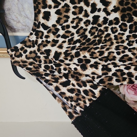 BIBI Cold Shoulder Animal Print Long Sleeve XLarge Fall Cozy Soft Knit Buckle - Picture 10 of 10